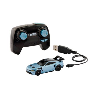 Радиоуправляемая машинка Hot Wheels Ford Mustang GTD
